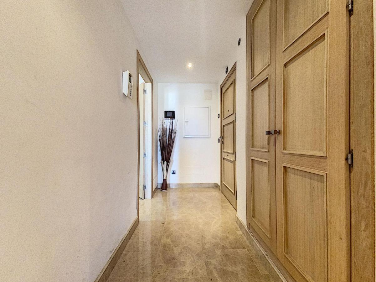 Lovely Apartment With Pool & Sea Views - Marina Del Castillo 2129 مانيلفا المظهر الخارجي الصورة