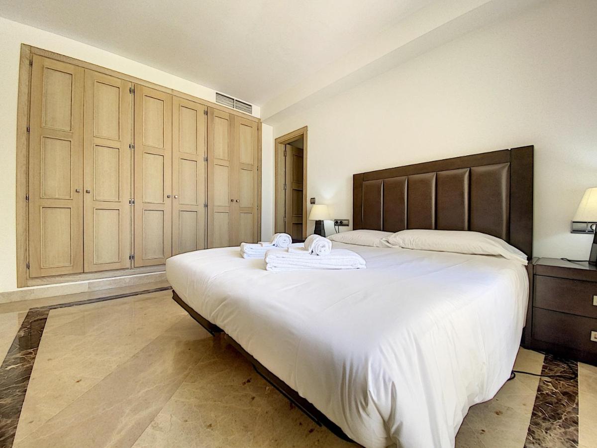 Lovely Apartment With Pool & Sea Views - Marina Del Castillo 2129 مانيلفا المظهر الخارجي الصورة