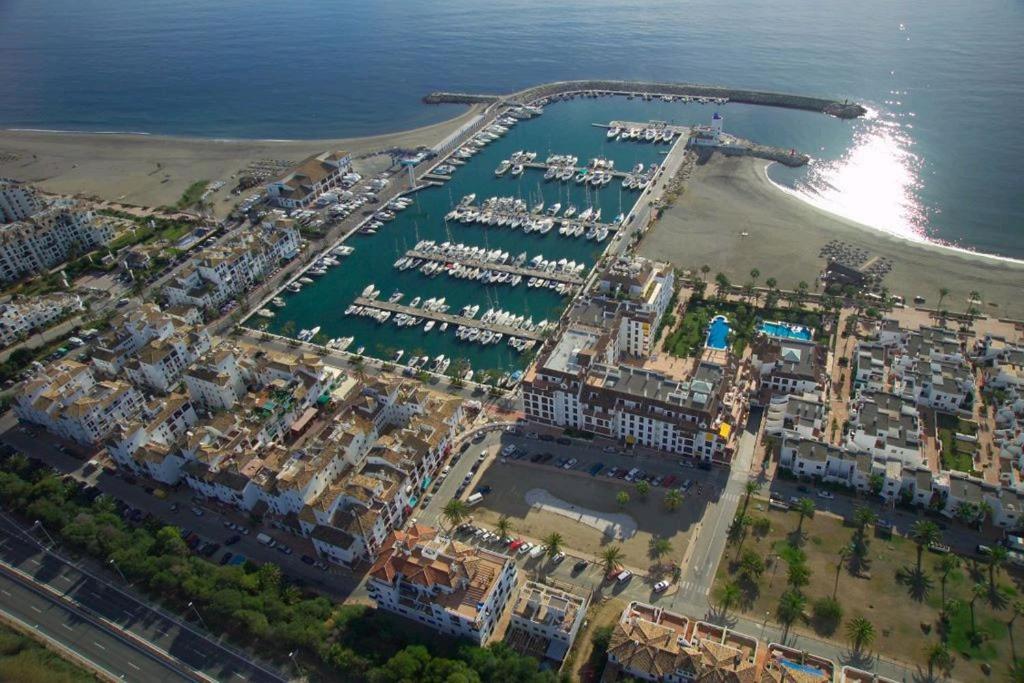 Lovely Apartment With Pool & Sea Views - Marina Del Castillo 2129 مانيلفا المظهر الخارجي الصورة