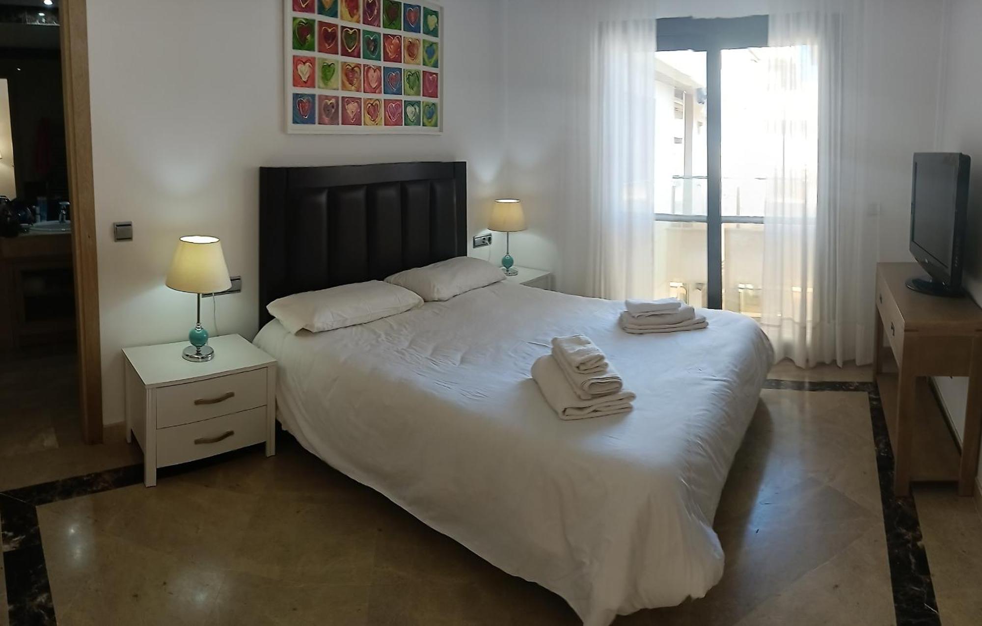 Lovely Apartment With Pool & Sea Views - Marina Del Castillo 2129 مانيلفا المظهر الخارجي الصورة
